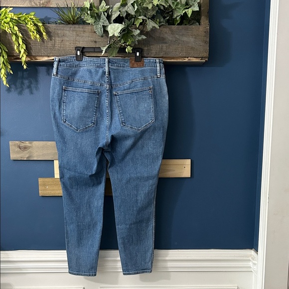 Madewell Jeans HR Skinny. Size 18W - Picture 3 of 9